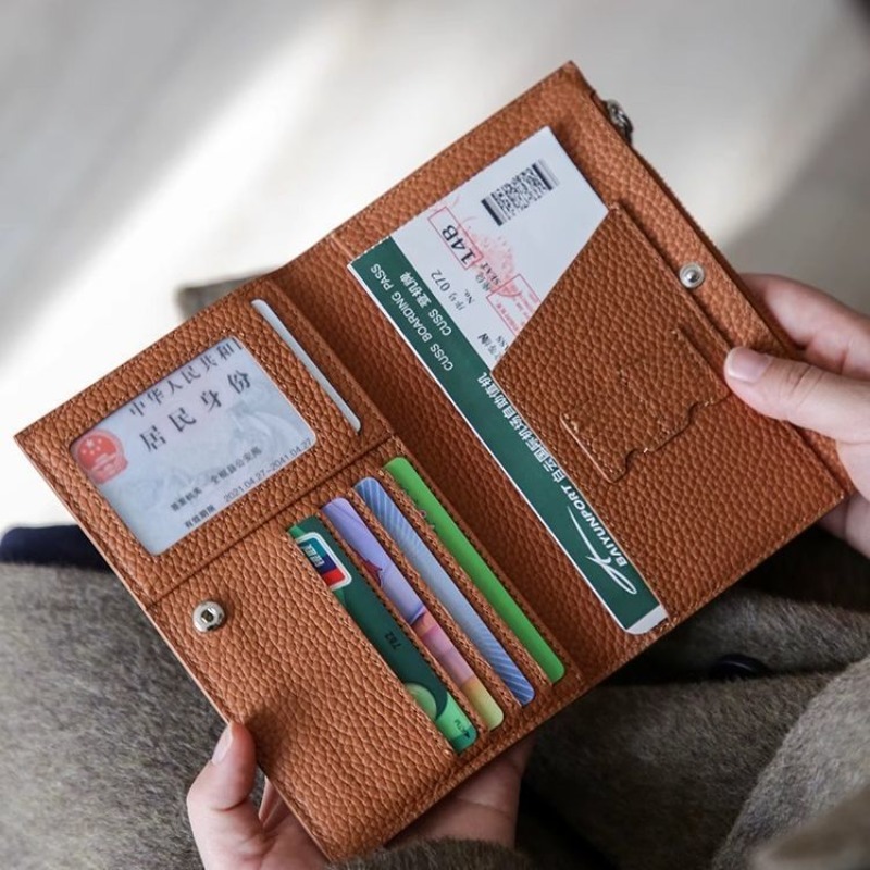 Leather Passport Holder Covers - огляд і ціна Travel Accessories Wallet